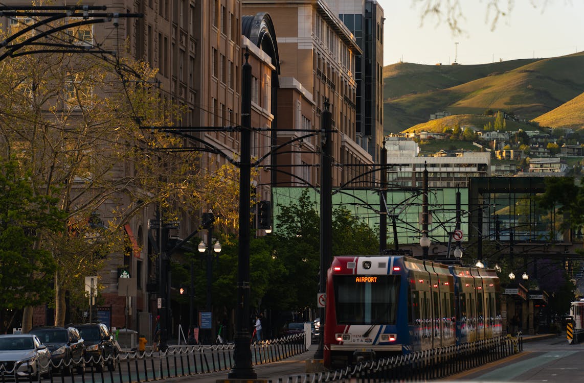 Mindful Journeys: Embracing Calm on Your Daily Commutes
