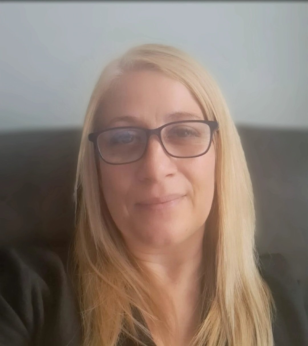 OUR VIBE Sounding Out with Amanda from the School of Mindful Healing