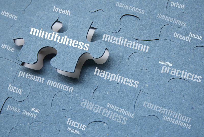 CAN YOU LIVE MORE MINDFULLY? with Loz WOW Co-founder