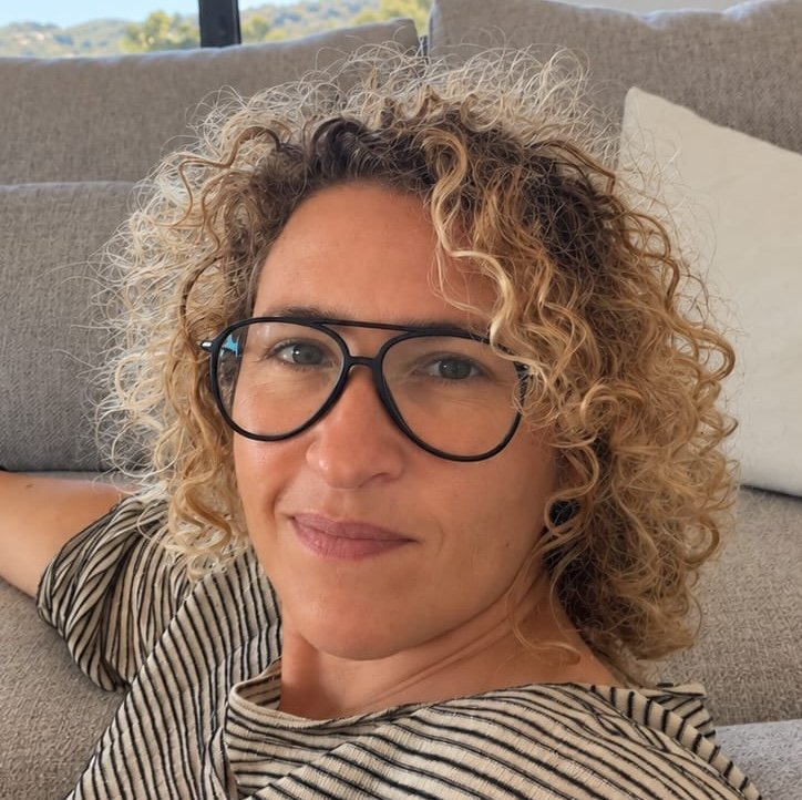 Renata Cortês